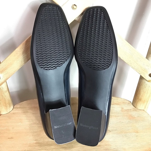 Naturalizer Womens Boundary Navy Blue Leather Pump Heel Size 8.5N - Picture 9 of 9
